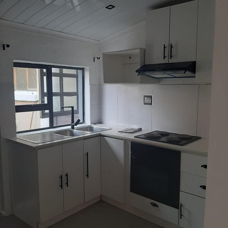 6 Bedroom Property for Sale in Ravensmead Western Cape